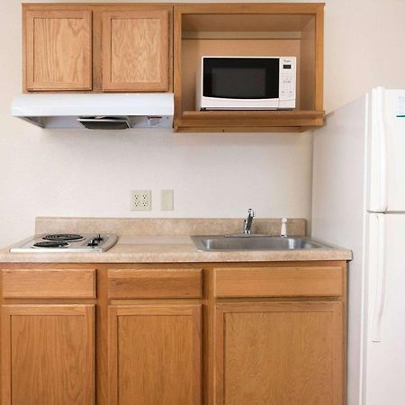 Woodspring Suites Memphis Northeast Екстер'єр фото