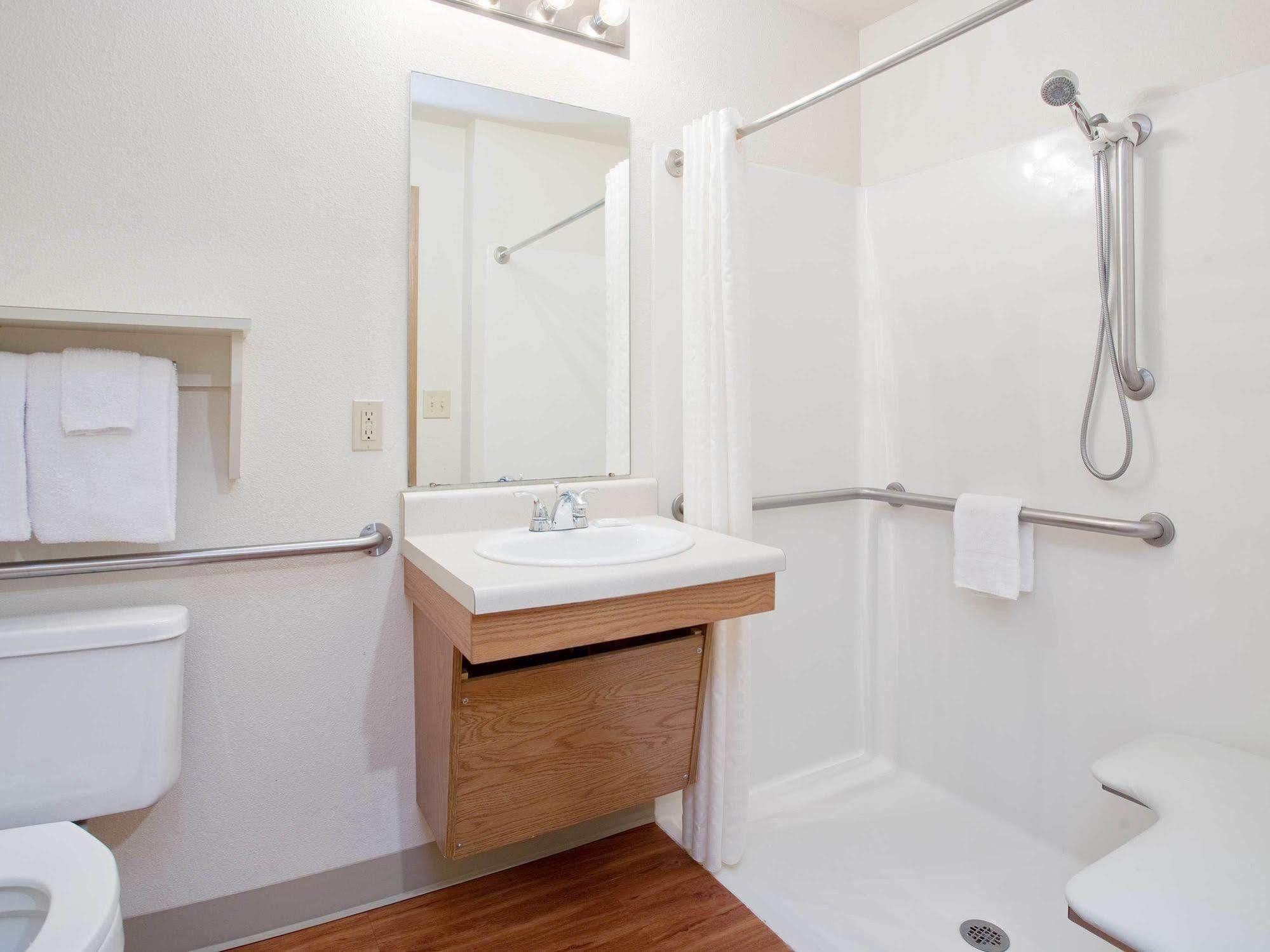Woodspring Suites Memphis Northeast Екстер'єр фото